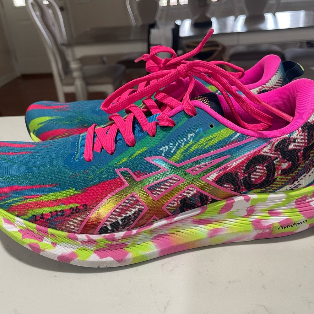 ASICS Noosa tri 13 size 9.5